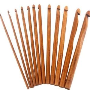 N008 - Set med 12 st. virknålar i finaste bambu