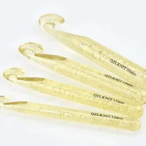 N041 - Set med 4 st. grova virknålar i plast