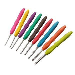 N024 - Set med 9 st. ergonomiska virknålar