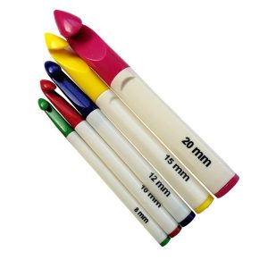 N126 - Set med 6 st. grova virknålar